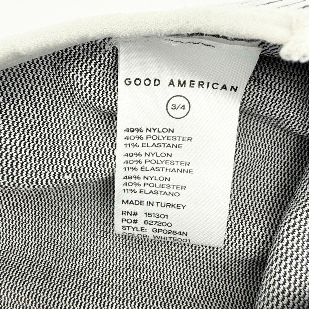 Size 3/4 Good American Seamless Ribbed Scoop Neck Sports Bra, Black and White No - Picture 4 of 14
